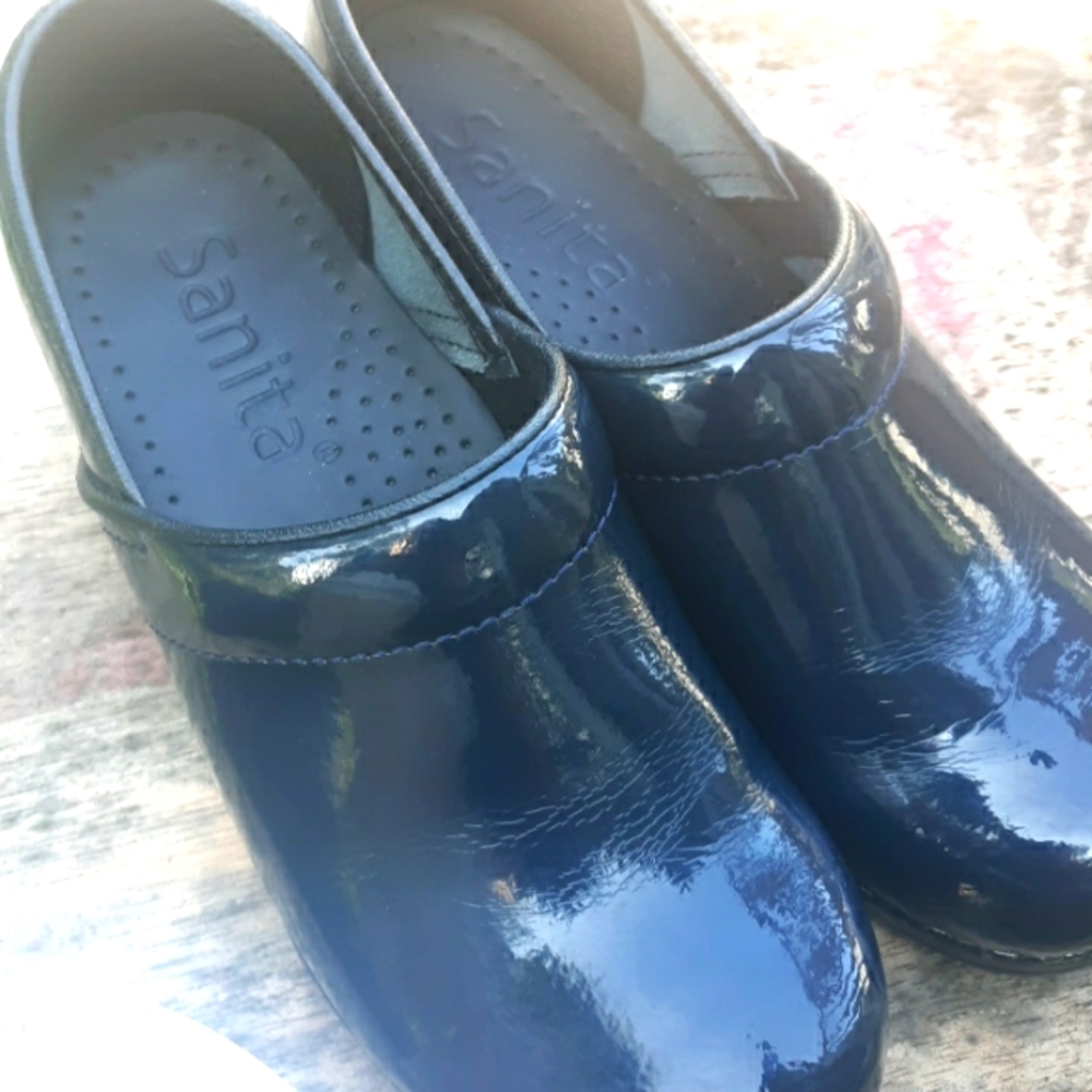 Sanita Clogs